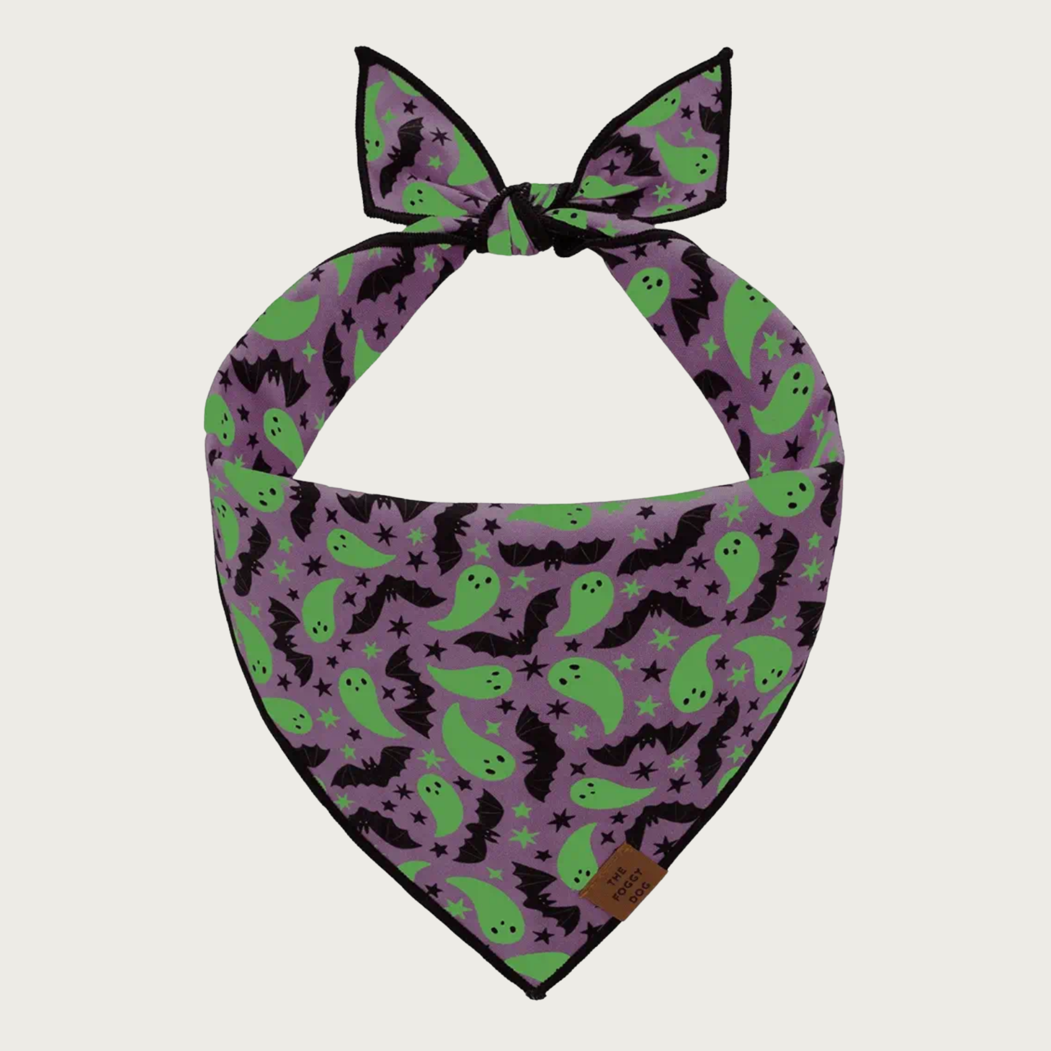 Night view of the bandana when it's glowing in the dark. Ghosts turn a bright green color.