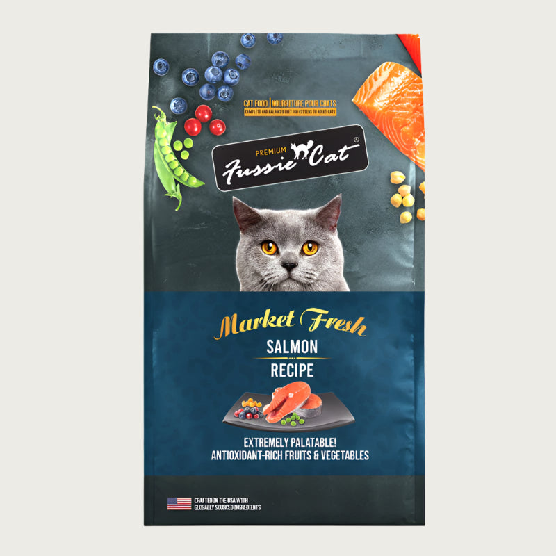 3.5 lb navy blue and black bag of Fussie Cat Market Fresh Salmon Recipe cat food. Complete and balanced diet for kittens to adult cats. Extremely palatable; with antioxidant rich fruits & vegetables.