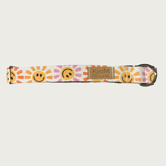 Sunshine Smiley Face Collar
