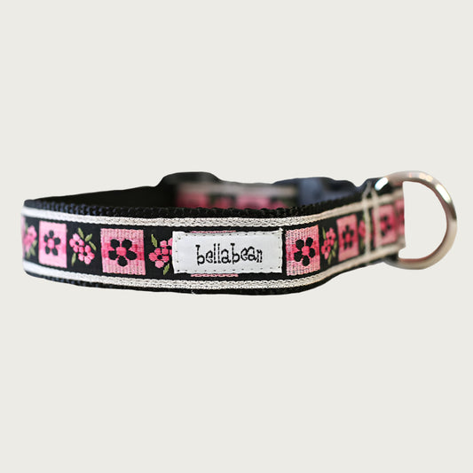 Lush Pink Bouquet Collar